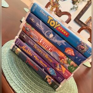 Disney VHS movies. Good Condition!